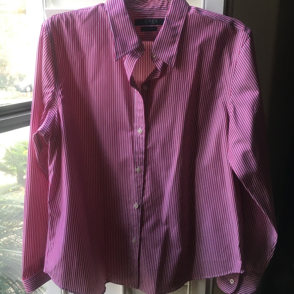 Red/white striped Ralph Lauren l/s no iron shirt